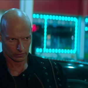 The Retaliators: Joseph Gatt in una scena del film