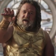 Thor: Love and Thunder, Russell Crowe nei panni di Zeus