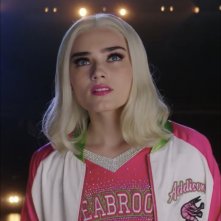 Zombies 3: Meg Donnelly in una scena