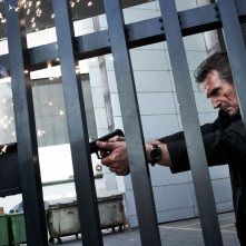 Blacklight: Liam Neeson in una scena d'azione