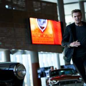 Blacklight: Liam Neeson in una scena del film action