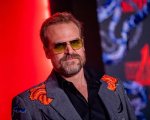 Stranger Things 4: David Harbour sulla sua trasformazione fisica: 'Perdere peso è stato difficile'