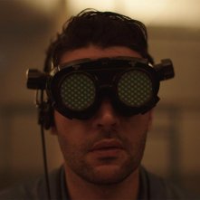 Possessor: Christopher Abbott in una scena del film