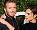 Victoria Beckham e la nostalgia delle Spice Girls: si esibisce al karaoke sulle note di 'Stop' (VIDEO)