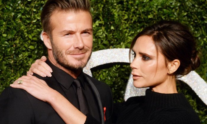 Victoria Beckham e la nostalgia delle Spice Girls: si esibisce al karaoke sulle note di 'Stop' (VIDEO)
