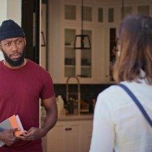 How It Ends: Lamorne Morris in una scena