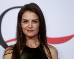 Alone Together, Katie Holmes elogia la figlia: 'Voglio che le star abbiano talento, così ho chiesto a lei'