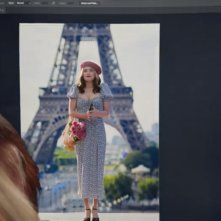 Not Okay: Zoey Deutch in una sequenza