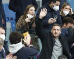 Francesco Totti 'furioso e pronto a parlare' dopo il gossip sulla figlia Isabel e sul tradimento