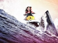 Shark Bait, la recensione: Variazione sul tema de Lo squalo, ma in chiave teen slasher