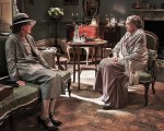 Downton Abbey, la costumista Anna Robbins: 'Vestire Maggie Smith è un onore'