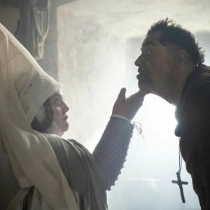 Il Pataffio: Viviana Cangiano, Alessandro Gassmann in una scena del film