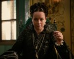 The Serpent Queen: Samantha Morton è Caterina de' Medici nel trailer e poster della serie starz