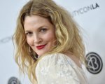 Drew Barrymore ha una teoria sul suo ex: 'Ecco perché le donne adorano Justin Long'