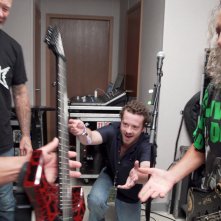 Joseph Quinn durante il suo incontro con i Metallica