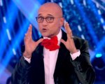 Grande Fratello Vip, Alfonso Signorini conferma tre nomi e chiarisce un indizio