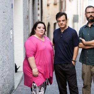 Il Pataffio: Lino Musella e Viviana Cangiano nei vicoli di Locarno col regista Francesco Lagi