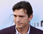 Ashton Kutcher rivela: 'Una rara malattia autoimmune mi aveva tolto la vista, l'udito e l'equilibrio'
