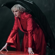 The Sandman: Gwendoline Christie in una scena