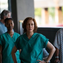 Cinque giorni al Memorial: Vera Farmiga in un'immagine della serie