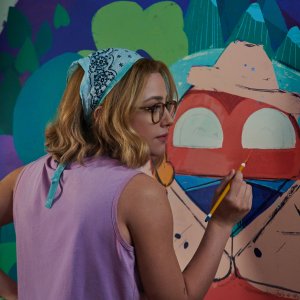 Linee Parallele: Lili Reinhart in una scena del film