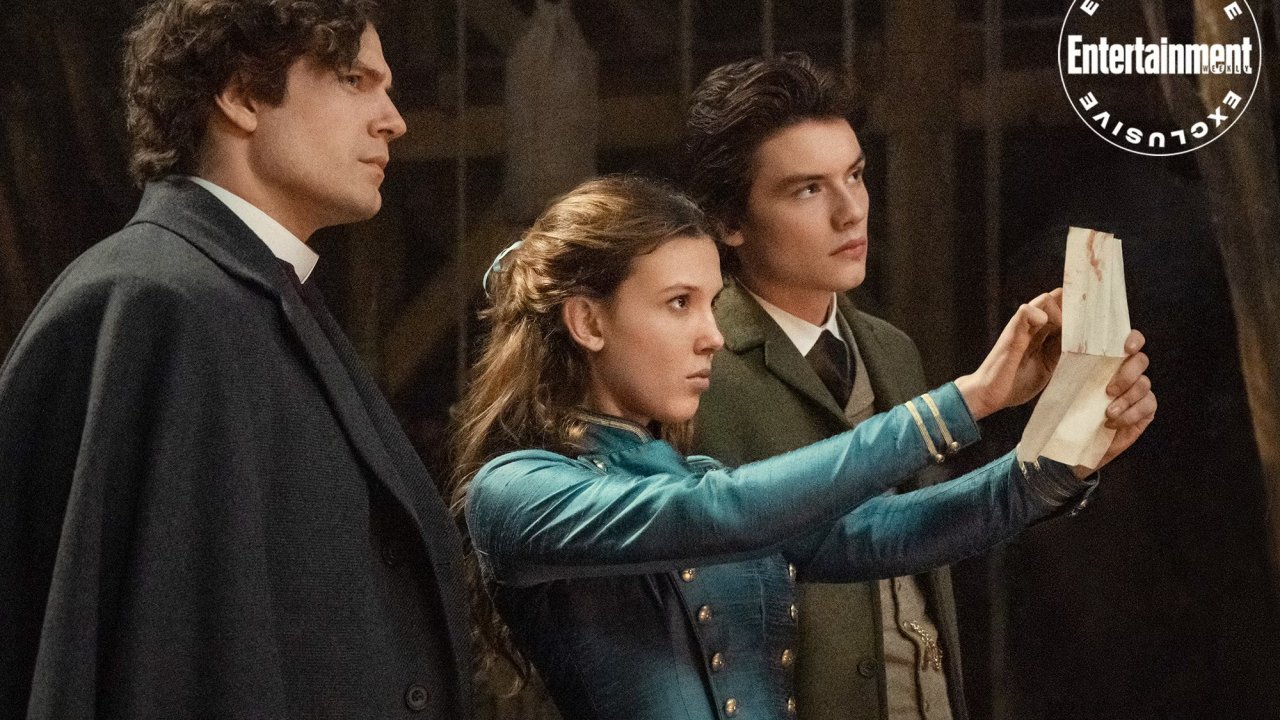 Enola Holmes, Millie Bobby Brown sul suo rapporto 'adulto' con Henry Cavill 'Ci sono condizioni da rispettare'