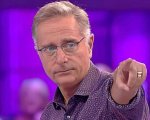 Paolo Bonolis e Fiorello prendono in giro Dazn imbarazzando Sky Sport 24 (Video)