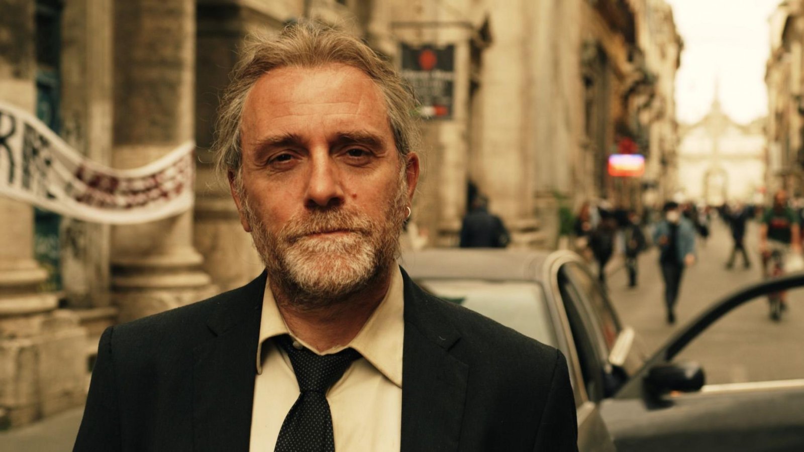Valerio Mastandrea iN Siccità