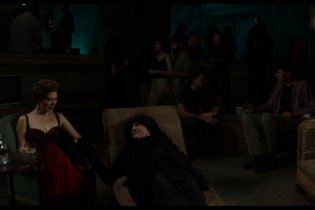 Crimes Of The Future - Clip La Chirurgia è Il Nuovo Sesso