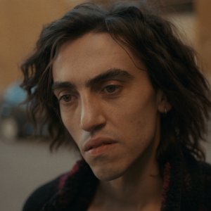 Amanda: Michele Bravi in un primo piano