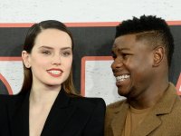 John Boyega viene interrogato da Daisy Ridley sul suo potenziale futuro nel MCU