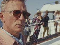 Glass Onion, le prime foto svelano i personaggi del sequel di Knives Out