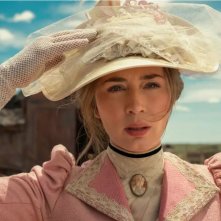 The English: Emily Blunt in un primo piano