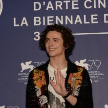 Bones and All: Timothée Chalamet durante il photocall della Mostra Internazionale d’Arte Cinematografica di Venezia 2022