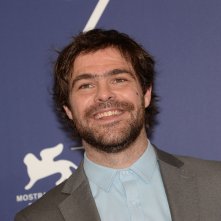 Argentina, 1985: Peter Lanzani durante il photocall di Mostra Internazionale d’Arte Cinematografica di Venezia 2022