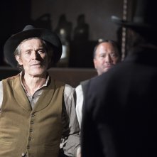 Dead For A Dollar: Willem Dafoe in una scena del film