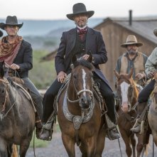 Dead For A Dollar: Benjamin Bratt in una scena del film