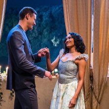 Love in the Villa - Innamorarsi a Verona: Kat Graham insieme a Tom Hopper in una scena dal film