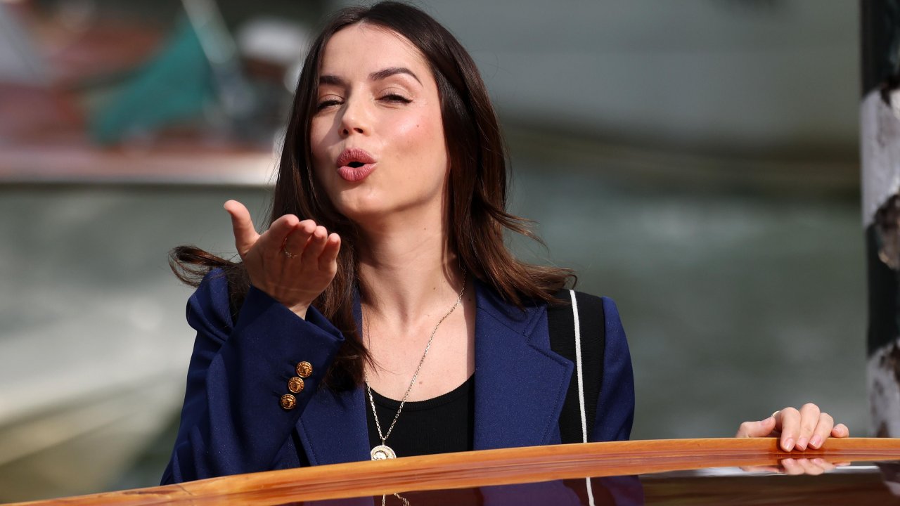 Ana De Armas: 'I social media hanno rovinato la concezione di star del cinema'