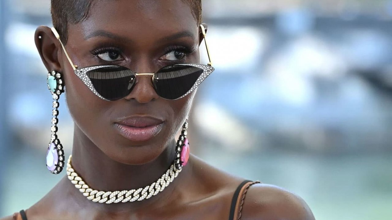 Primo piano di Jodie Turner-Smith