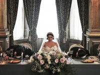 Wedding Season, la recensione: quattro matrimoni e un mistero