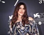 Siccità, Monica Bellucci: “Questo progetto è drammatico e ironico, come la vita”