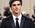 Jacob Elordi sarà Elvis Presley nel film Priscilla, scritto e diretto da Sofia Coppola