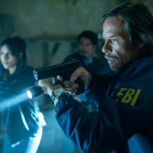 Memory: Guy Pearce in una scena d'azione