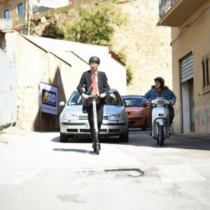 Un mondo sotto social: Annandrea Vitrano, Claudio Casisa in una sequenza