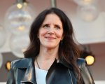 Laura Poitras critica Toronto e Venezia per aver contribuito a 'ripulire l'immagine di Hillary Clinton'