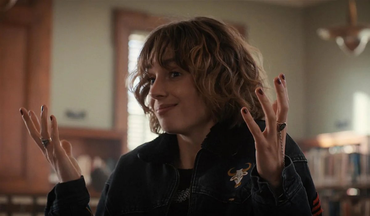 Stranger Things 5 | Maya Hawke parla della possibile morte di Robin e di un eventuale spinoff - Vimarsana News
