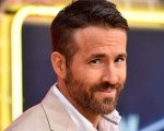 Ryan Reynolds si sottopone a una colonscopia, il video diventa virale