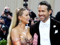 Blake Lively e Ryan Reynolds genitori per la quarta volta: l'attrice è incinta