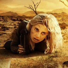 Outback: Lauren Lofberg in una scena del film